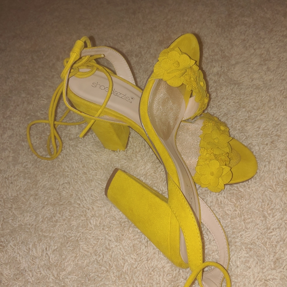Sandal - Picture 2 of 3